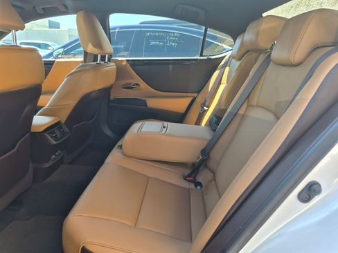 Used 2021 Lexus ES 250 w/ Premium Package AWD/4WD image 19