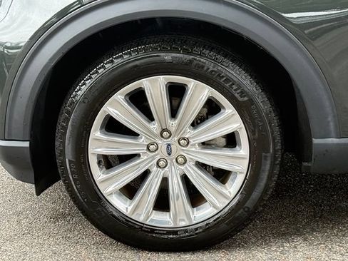 Used 2022 Ford Explorer Limited w/ Limited Technology Package AWD/4WD image 6