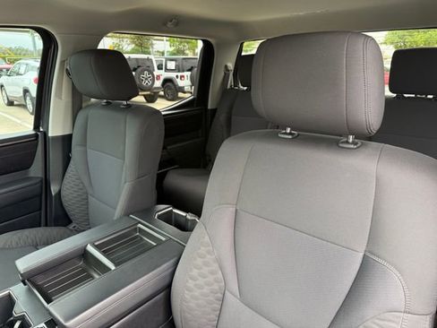 Used 2023 Toyota Tundra SR5 AWD/4WD image 11