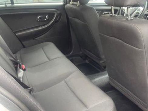 Used 2015 Ford Taurus Police AWD image 7