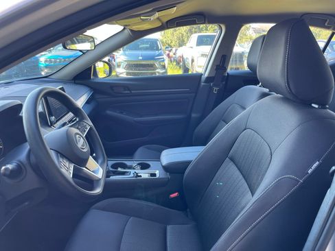 Used 2026 Nissan Altima 2.5 SV FWD image 25