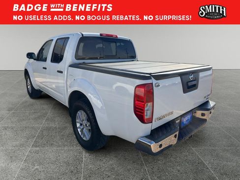 Used 2017 Nissan Frontier SV w/ SV Value Truck Package image 6