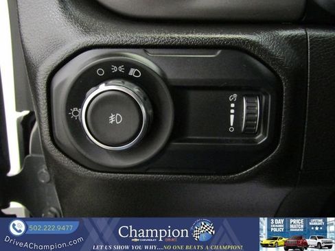 Used 2023 Jeep Wrangler Unlimited Sport AWD/4WD image 18