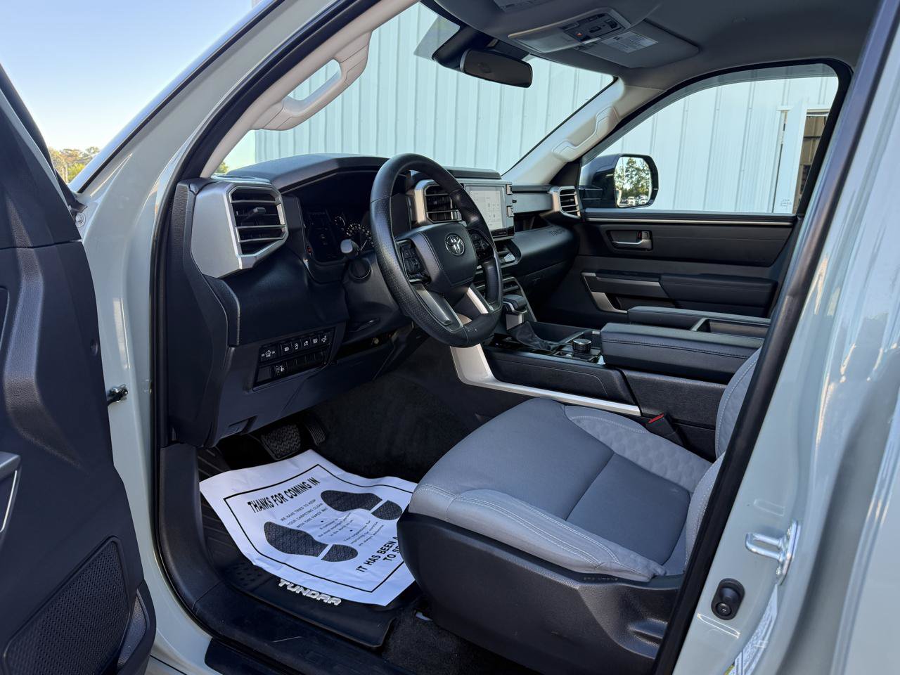 Used 2024 Toyota Tundra SR5 w/ SR5 Convenience Package AWD/4WD image 9