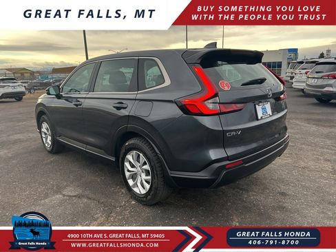 Used 2023 Honda CR-V LX image 5
