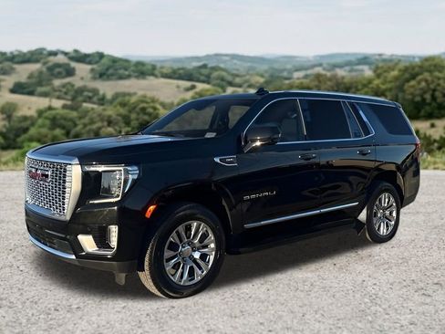 Certified 2024 GMC Yukon Denali w/ Max Trailering Package AWD/4WD image 3