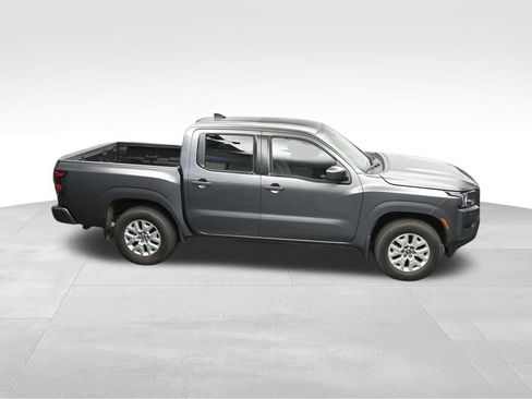 Used 2022 Nissan Frontier SV w/ Technology Package RWD image 23