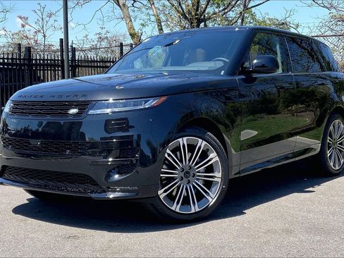 New 2026 Land Rover Range Rover Sport Dynamic SE AWD/4WD image 1