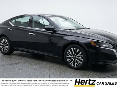 Used 2025 Nissan Altima 2.5 SV