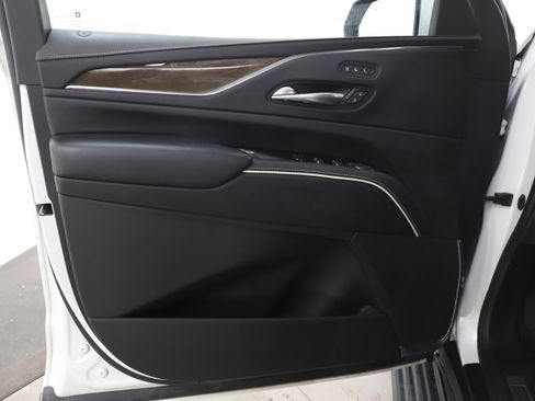 Used 2023 Cadillac Escalade ESV Sport Platinum w/ LPO, ONYX Package image 25