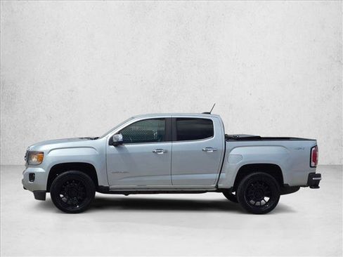 Used 2016 GMC Canyon SLT w/ Driver Alert Package AWD/4WD image 8