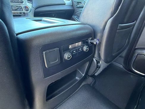 Used 2015 GMC Yukon SLE w/ Convenience Package AWD/4WD image 17