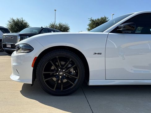 Used 2023 Dodge Charger R/T RWD image 5