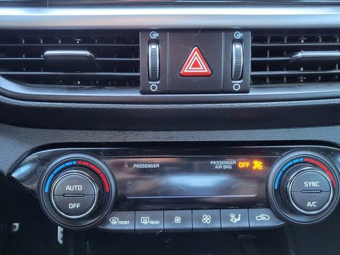 Used 2023 Kia Forte GT image 32