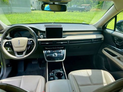 Used 2022 Lincoln Corsair AWD w/ Equipment Group 101A image 20