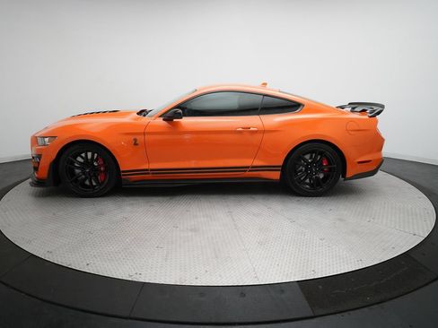 Used 2021 Ford Mustang Shelby GT500 w/ Technology Package RWD image 23