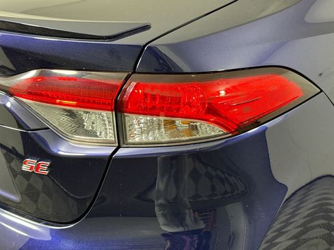 Used 2020 Toyota Corolla SE image 34