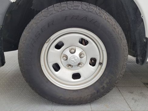 Used 2017 RAM 1500 Tradesman RWD image 31