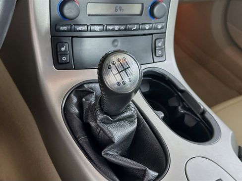 Used 2005 Chevrolet Corvette Coupe w/ Preferred Equipment Group image 22