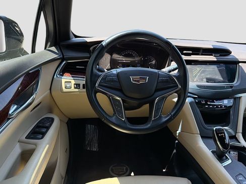 Used 2019 Cadillac XT5 Luxury AWD/4WD image 23