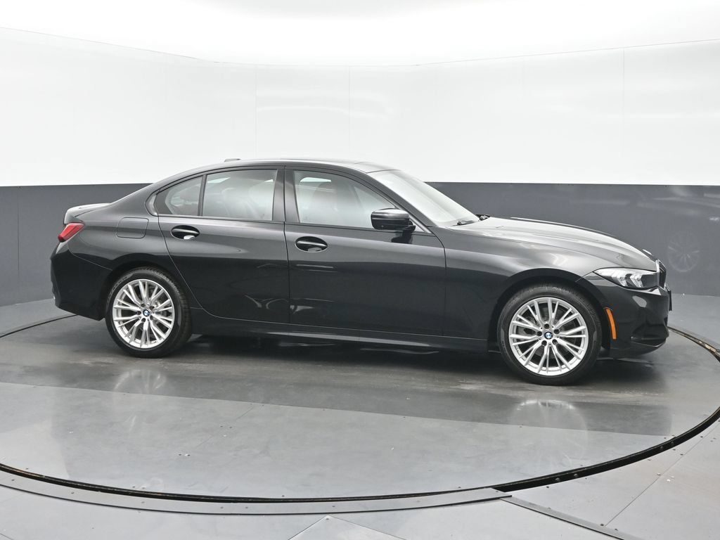 Used 2023 BMW 330i xDrive Sedan w/ Premium Package AWD/4WD image 2