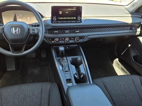Used 2025 Honda Accord SE image 12