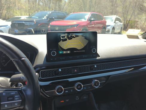 Used 2023 Honda Civic Sport image 17