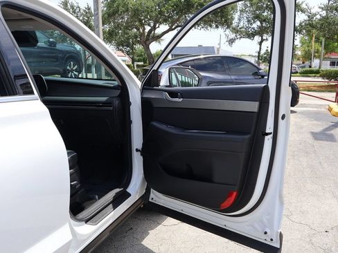 Used 2024 Hyundai Palisade SEL FWD image 28