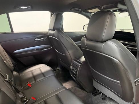 Used 2024 Cadillac XT4 Premium Luxury FWD image 14