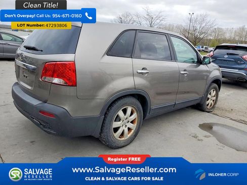 Used 2012 Kia Sorento FWD image 4