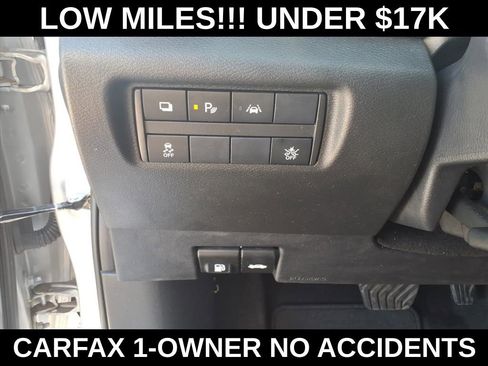 Used 2024 Nissan Versa S w/ S Plus Package image 17