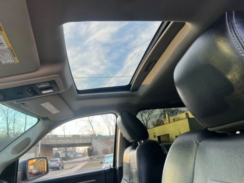 Used 2015 RAM 1500 Laramie w/ Convenience Group image 27