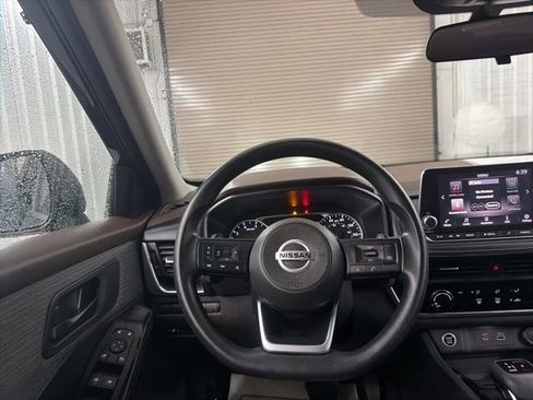 Used 2021 Nissan Rogue S FWD image 53