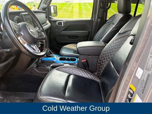Used 2022 Jeep Gladiator Overland AWD/4WD image 5