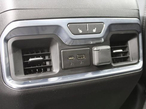 Used 2023 Chevrolet Silverado 2500 High Country w/ Z71 Off-Road Package image 11