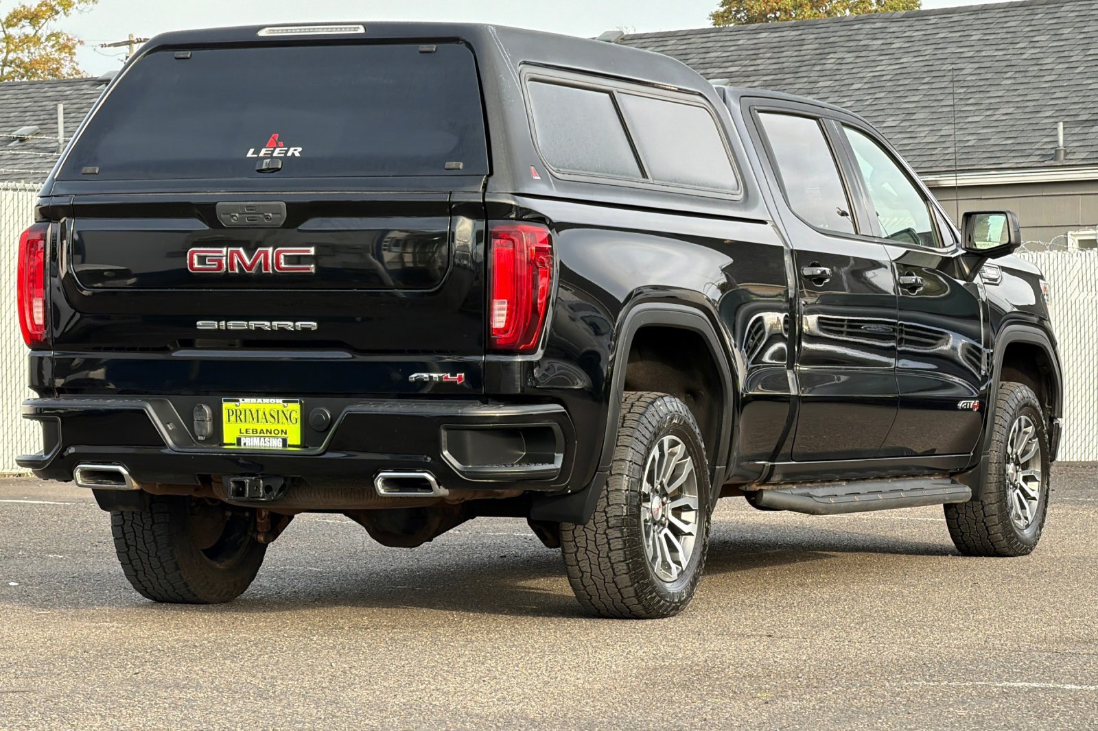 Used 2021 GMC Sierra 1500 AT4 w/ AT4 Preferred Package AWD/4WD image 4