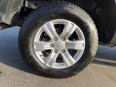 Used 2020 Ford Ranger XL w/ Equipment Group 101A Mid image 11