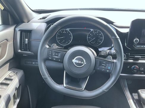 Used 2023 Nissan Pathfinder Rock Creek AWD/4WD image 13
