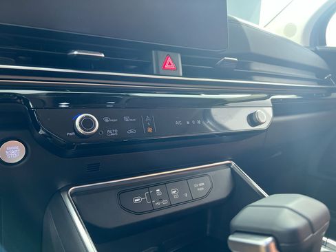 New 2026 Kia Carnival SX Prestige image 26