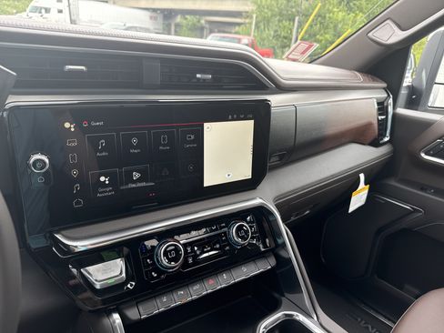 New 2026 GMC Sierra 2500 Denali AWD/4WD image 26