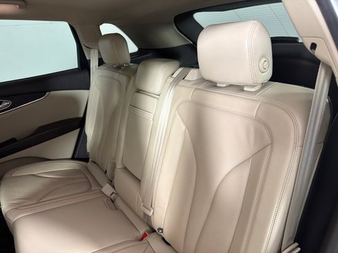 Used 2016 Lincoln MKX Reserve w/ Cargo Utility Package AWD/4WD image 18