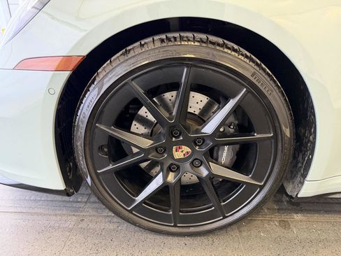 Used 2025 Porsche 911 Carrera image 10