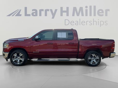 Used 2023 RAM 1500 Laramie AWD/4WD image 2