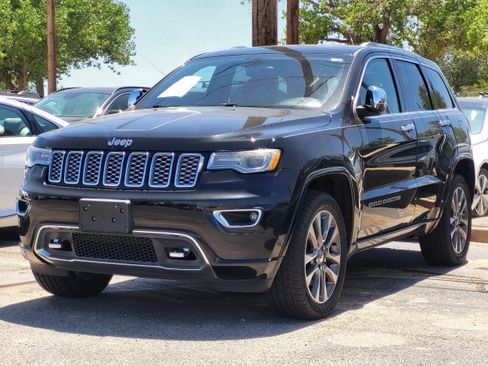 Used 2017 Jeep Grand Cherokee Overland AWD/4WD image 12