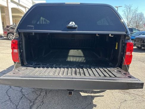 Used 2018 Chevrolet Silverado 1500 LT w/ All Star Edition image 28