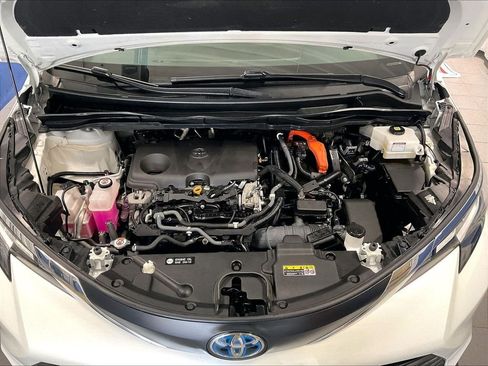 Used 2021 Toyota Sienna XLE w/ XLE Plus Package AWD/4WD image 31