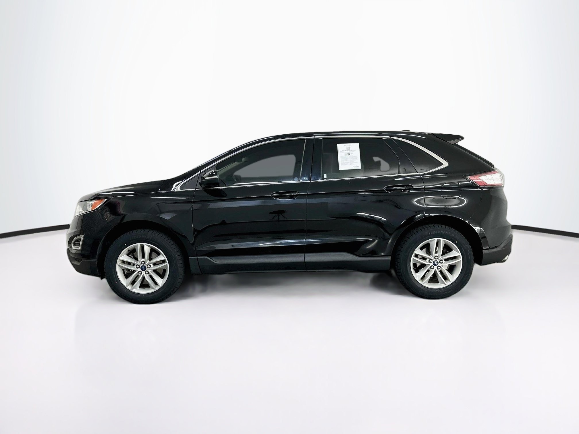 Used 2018 Ford Edge SEL w/ Equipment Group 201A AWD/4WD image 4
