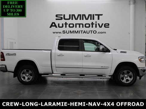 Used 2022 RAM 1500 Laramie AWD/4WD image 1