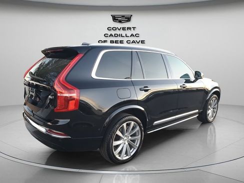 Used 2023 Volvo XC90 B6 Plus image 9