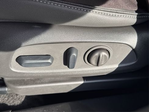 Used 2023 Buick Encore GX Preferred w/ Cold Weather Comfort Package image 24